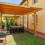 Il Girasole With Swimming Pool Appartement Capannori